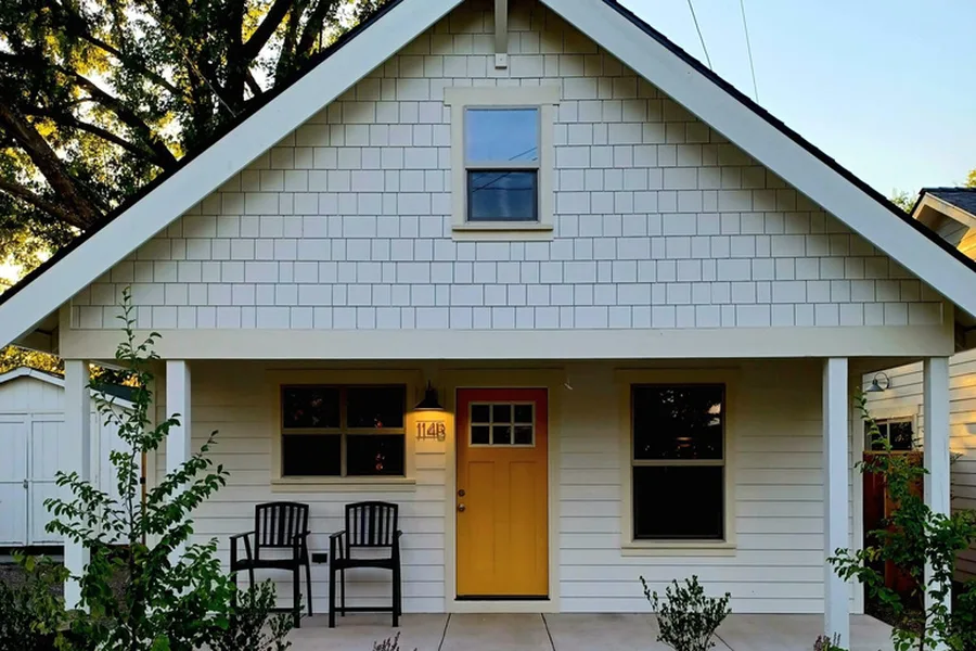 The Ror Dog floor plan &mdash; 526 sq ft exterior rendering