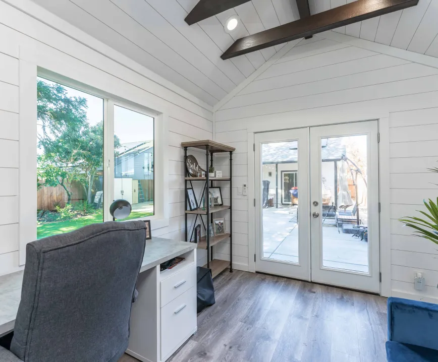 Custom backyard office interior in Northwest Arkansas